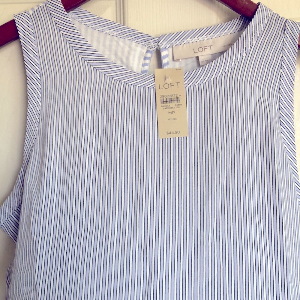 LOFT brand new soft blue & white striped top w/ cute back button detail💖